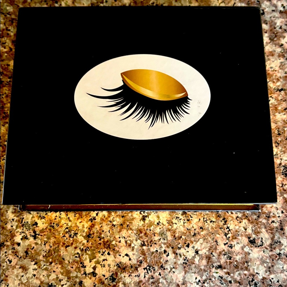 3/$24 - NEW RULES BEAUTY Magnetic Lash Set